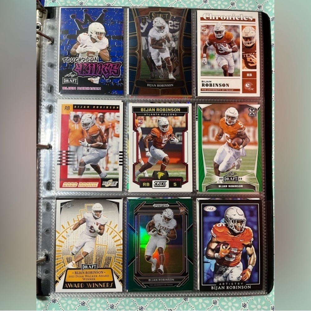 Bijan Robinson 🏈 “2023” NFL Football RC Rookie/Draft Pick Cards Lot of 9